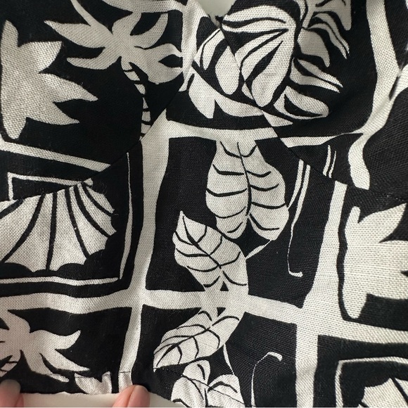 Black and White Geometric Jumpsuit and Wide-Leg Pants Set - Picture 2 of 2